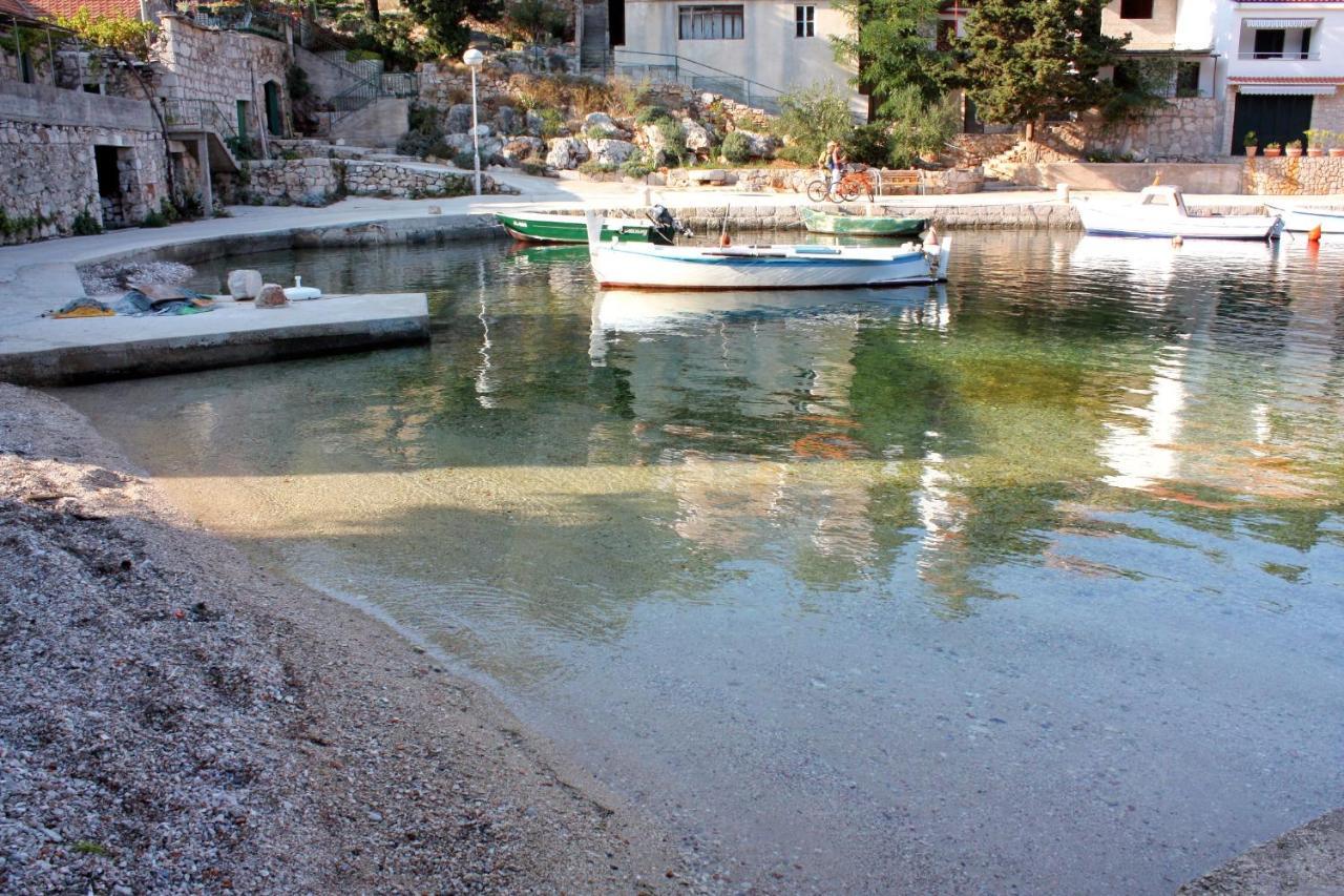 Apartments By The Sea Basina, Hvar - 116 Врбоска Екстериор снимка